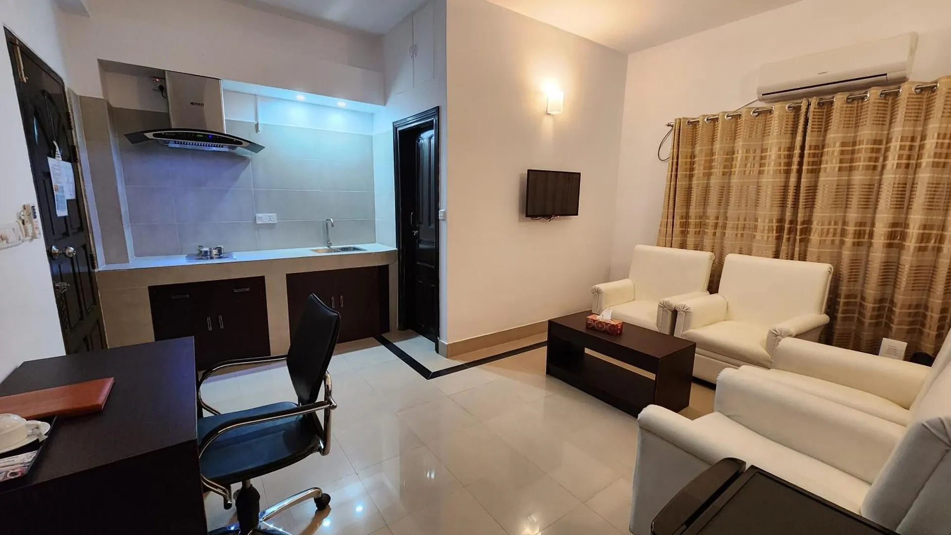Aristocrat Inn Dhaka Hotel